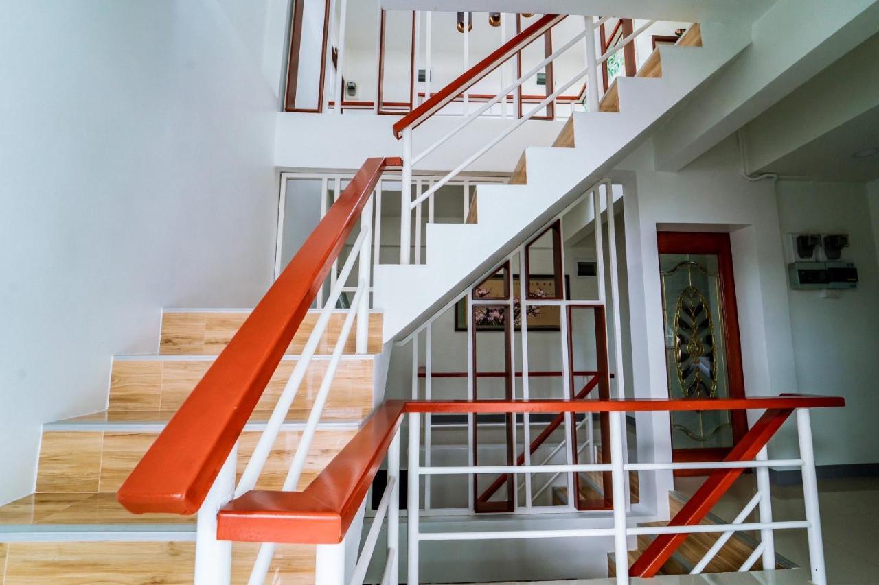 סוראט תאני Mind And Punpun Apartment מראה חיצוני תמונה